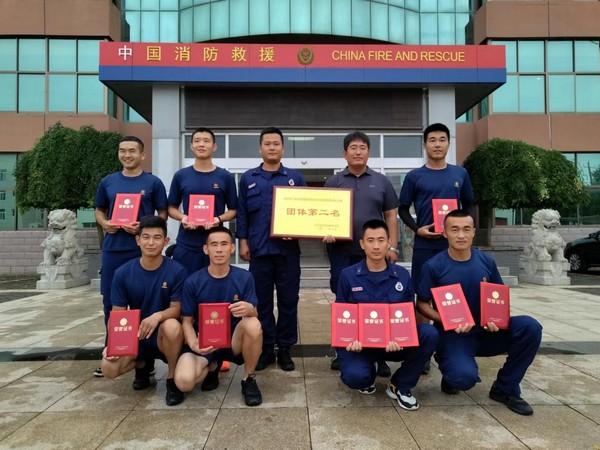 學習先進典型，汲取榜樣力量  --向SBOBET利记消防指戰員學習，頑強拚搏，砥礪前行！